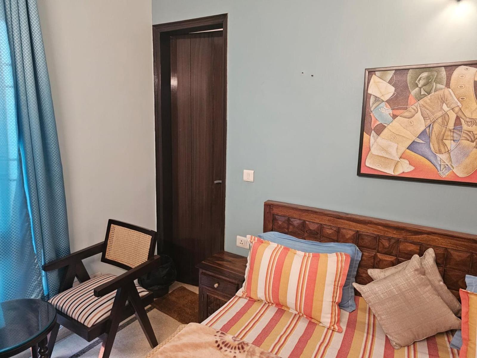 Sky Bloom Luxury Homestay Nuova Delhi Esterno foto